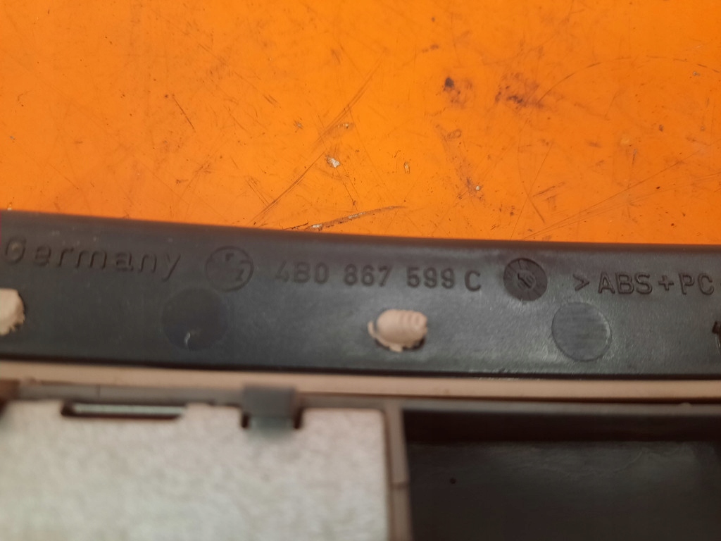 фото №5, Audi a6 c5 97-01 kombi 2.5 tdi лампа потолочный перед 4b0867599c