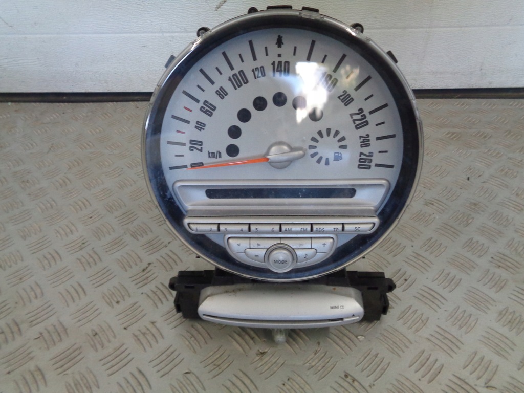 фото №1, Mini cooper r56 2010 лічильник прилади