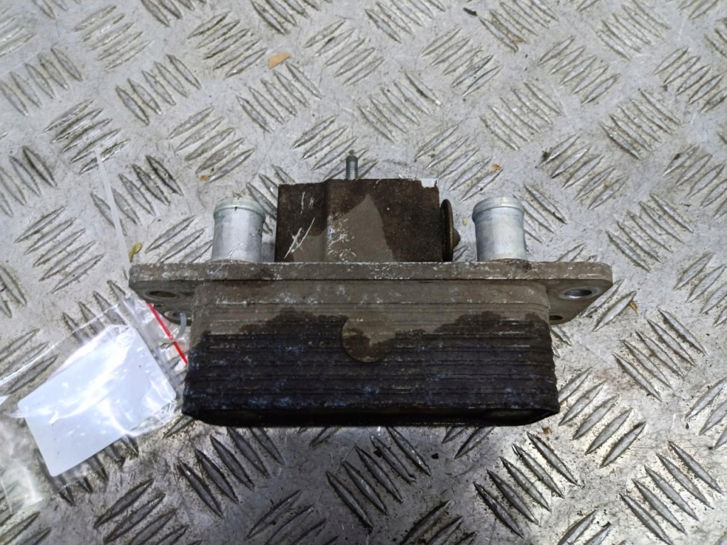 Tesla model s радіатор оливи 1019540-00-c Оригінал