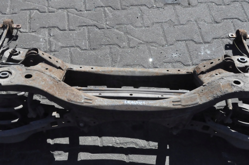 фото №3, Lexus ct 200h 1.8 16v підвіска балка задня