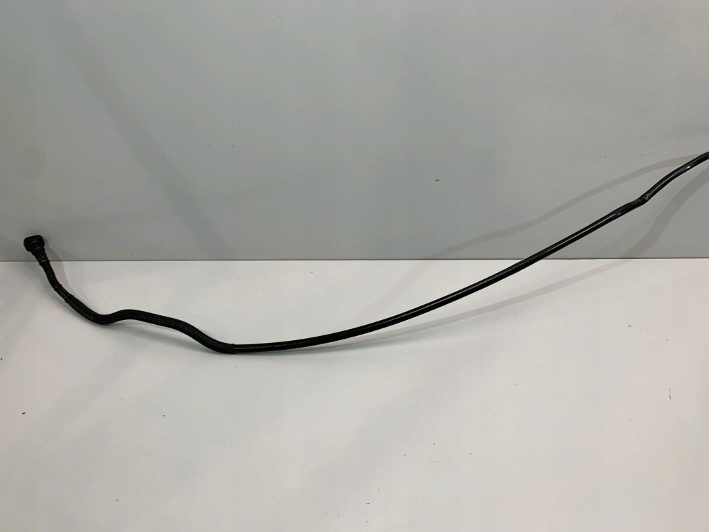 фото №2, Porsche 911 992 шланг трубка топлива 992201080c