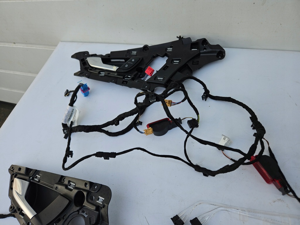 фото №8, Ручка внутреннее подсвечиваемые накладки дверь ambiente audi a7 c7 4g