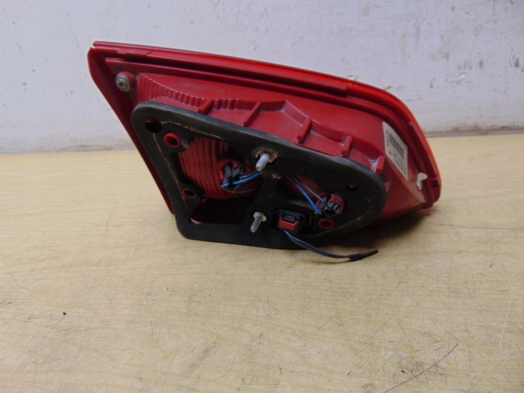 фото №12, Лампа правая задняя vw passat b7 kombi 3af945094c euro