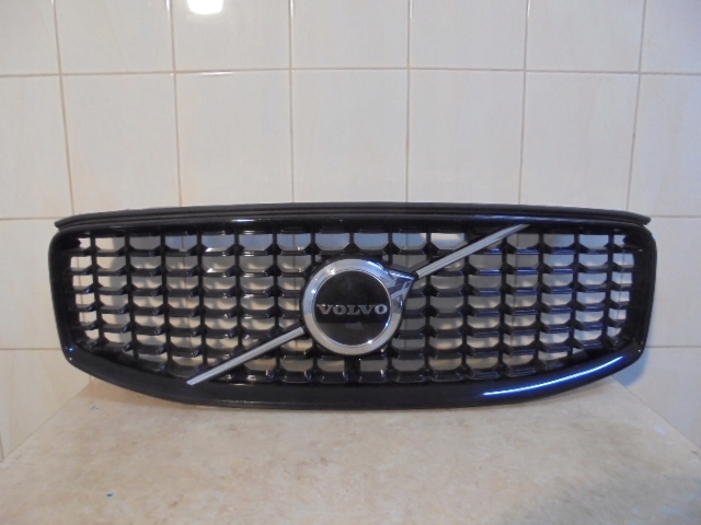 фото №7, Решётка радиатора решётка радиатора перед volvo xc60 ii lift r-design black 32291026
