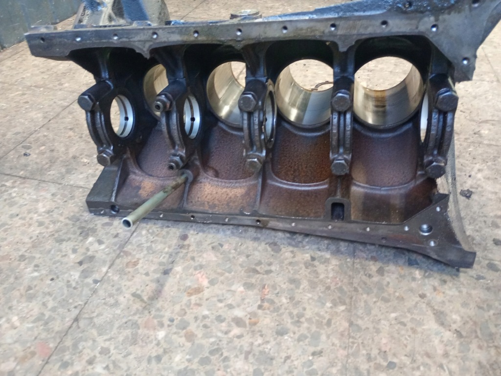 1020110301 блок двигателя mercedes w123 2.3 b Цена