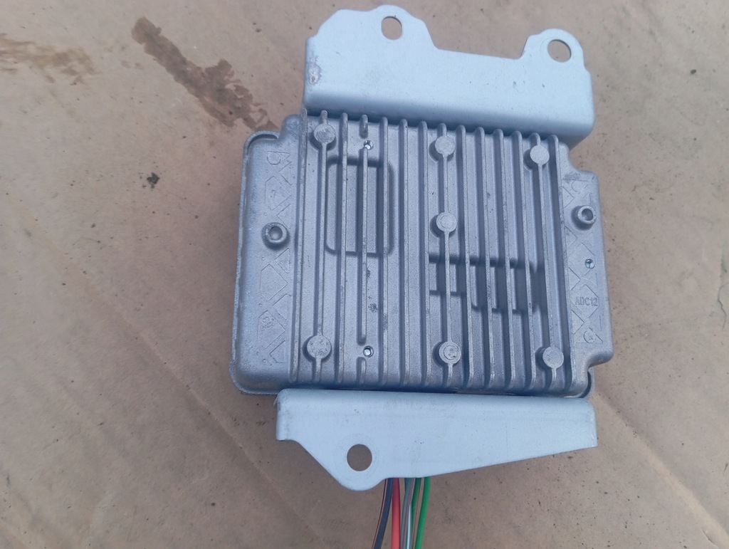 фото №10, Chrysler town country 11- усилитель модуль блок управления dodge grand caravan