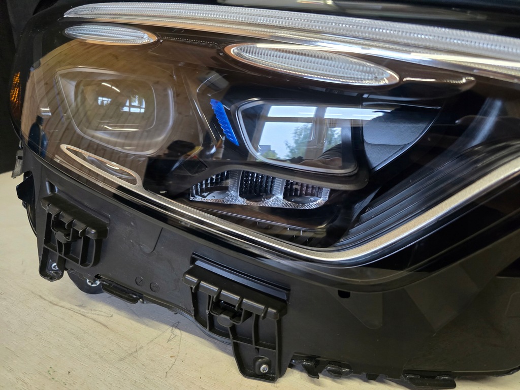 фото №9, Лампа правая mercedes glc x254 a254 254 a2549062800 usa