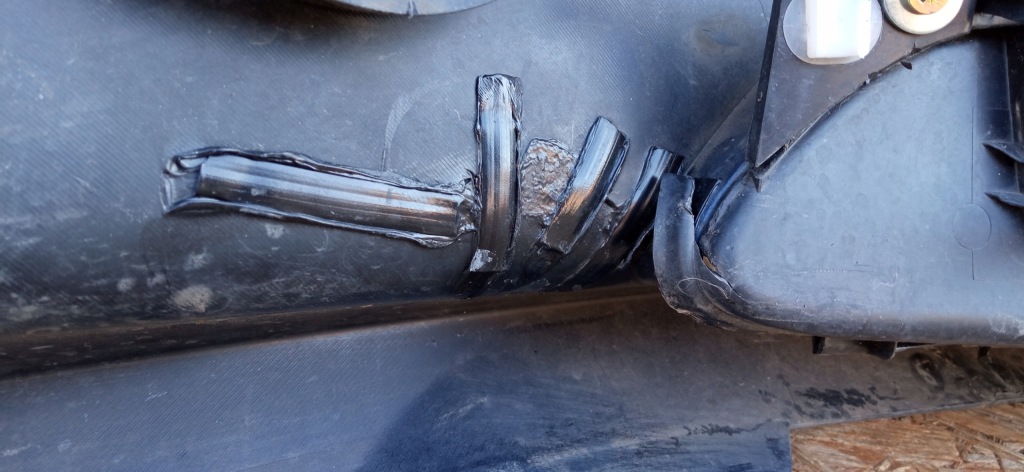 Tesla model 3 бампер перед передній 1084168-00 pdc Недорого