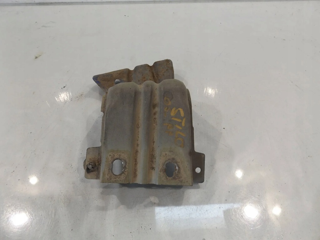 фото №1, Stilo кронштейн крила правий перед