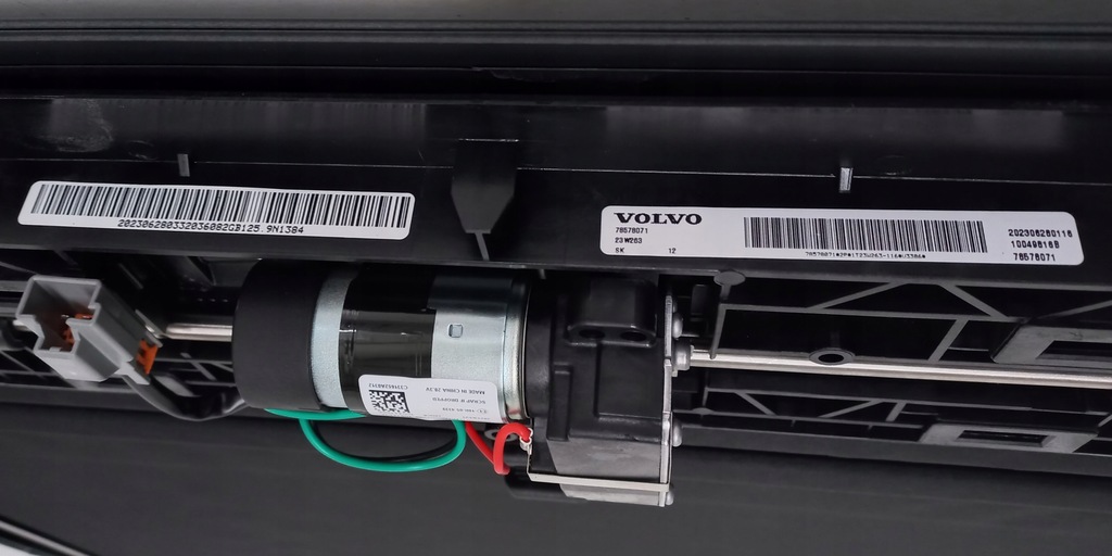 фото №9, Новый оригинальный kompletny люк электрический volvo fh 4 fh 5 2023 rok