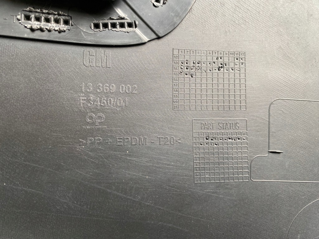 фото №12, Решітка радіатора бампер перед передній opel astra j 4 cabrio cascada 13-19