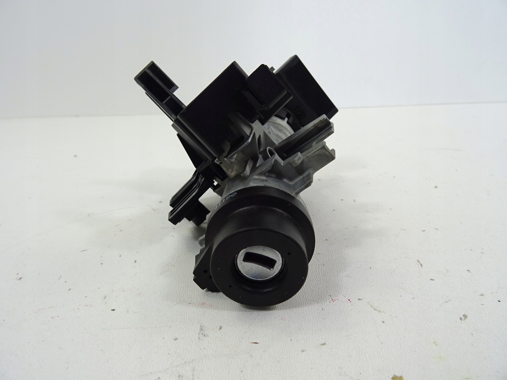 фото №16, Citigo 1.0 блок керування комфорту bcm двигуна замок запалювання ключ кришка комплект