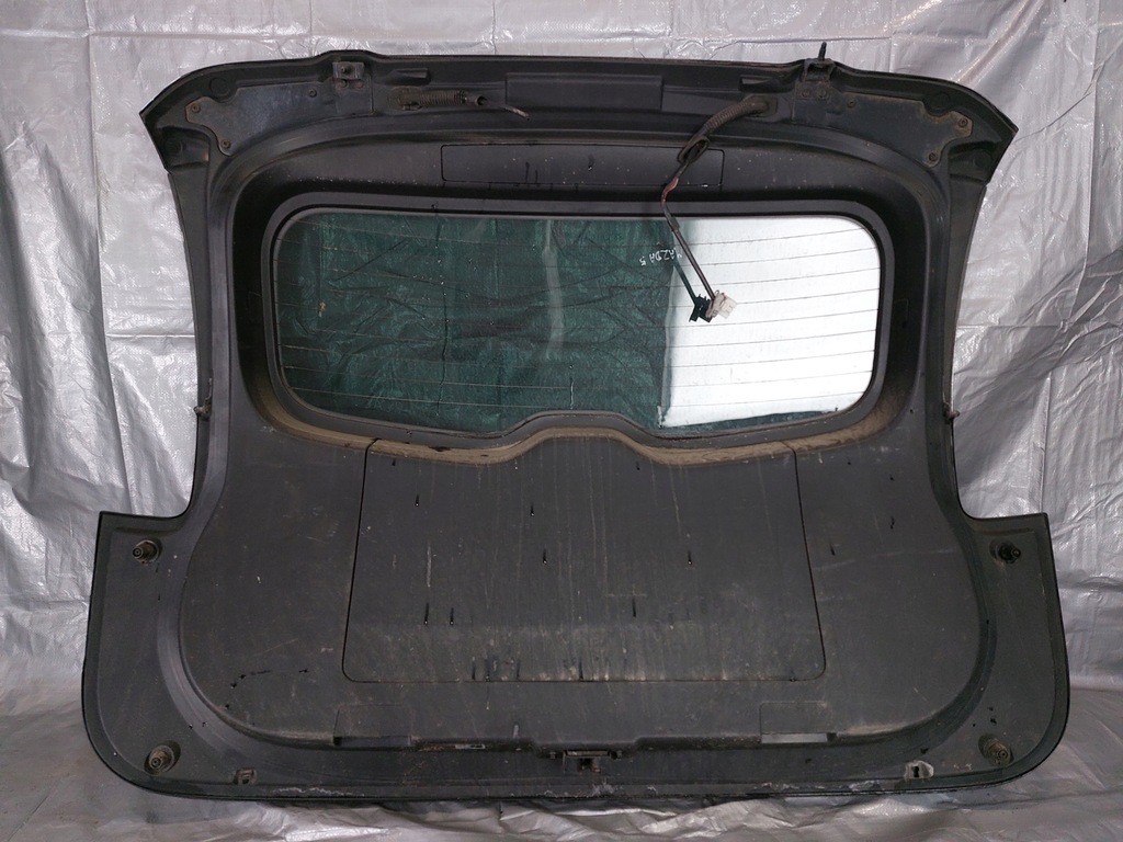 фото №12, Кришка багажника багажника mazda 5