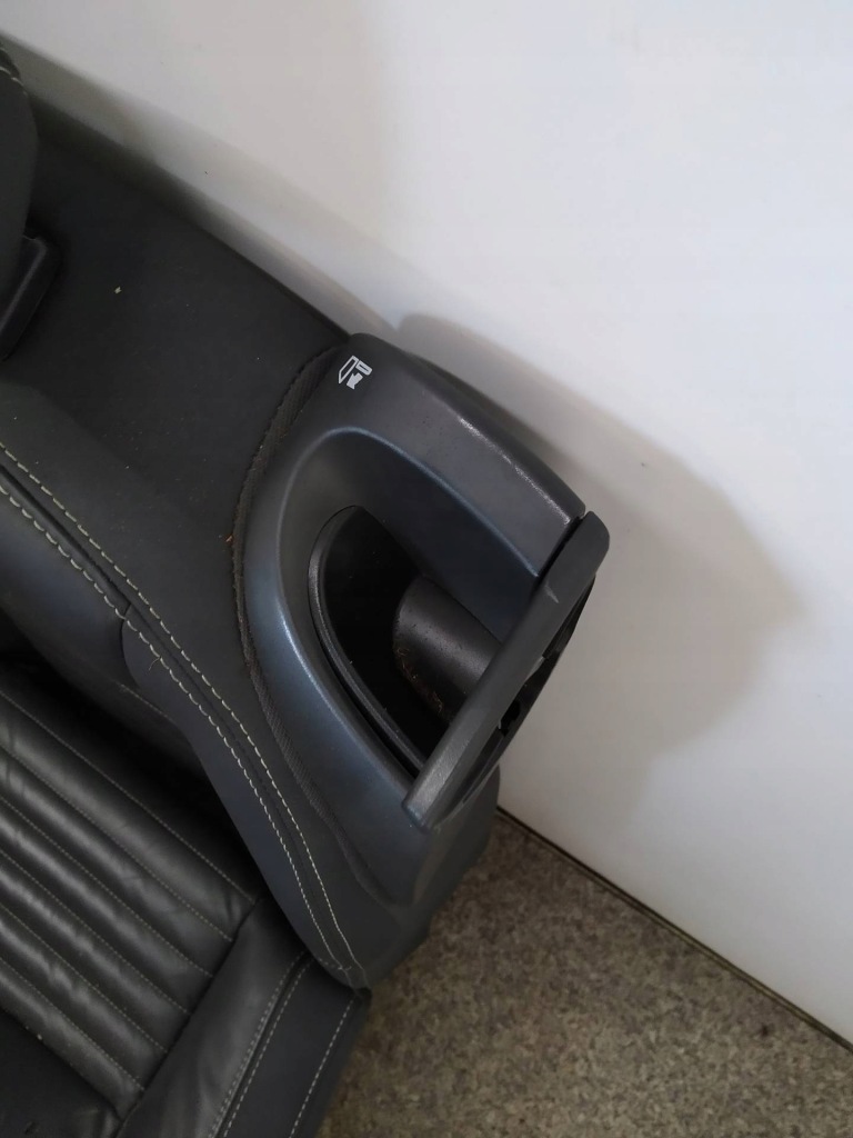 фото №16, Сидіння заднє сидіння обшивки комплект r design шкіра volvo c30 i 2006-2013