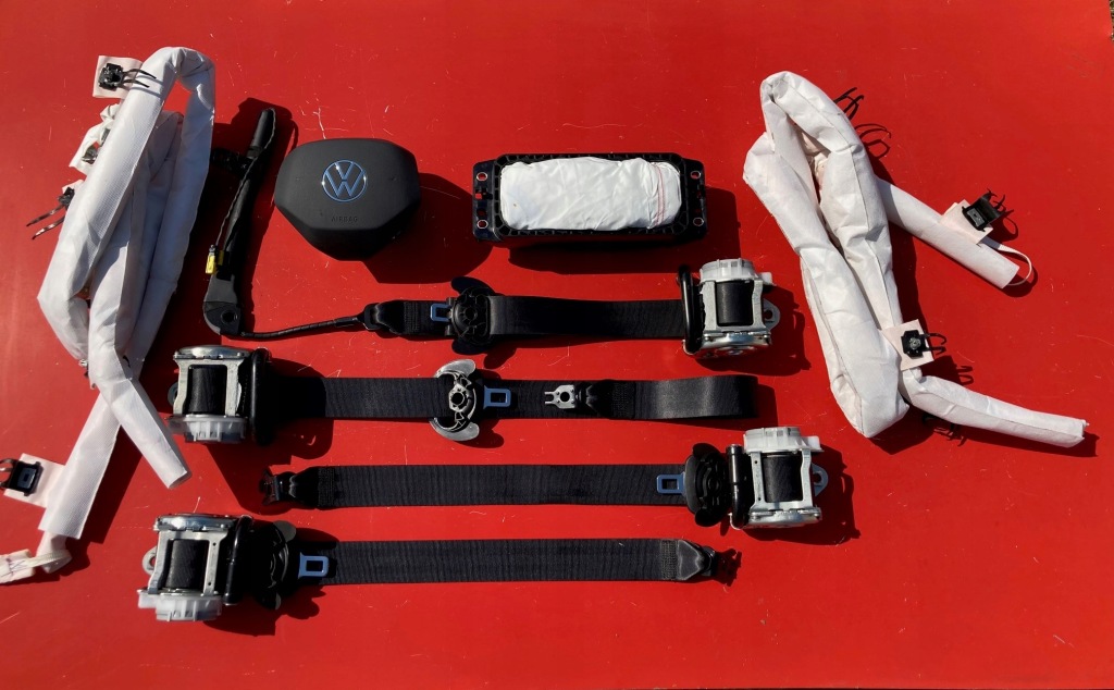 фото №12, Vw caddy 2k5 панель приладів приладова панель  панель приладів pulpit полиця parapet nowa new