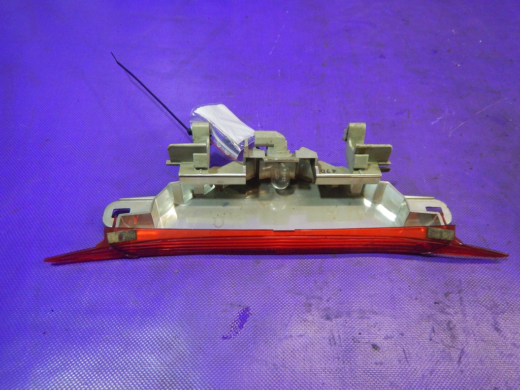 фото №1, Mazda 6 i gg gy kombi 02-05 лампа стоп 286-61974