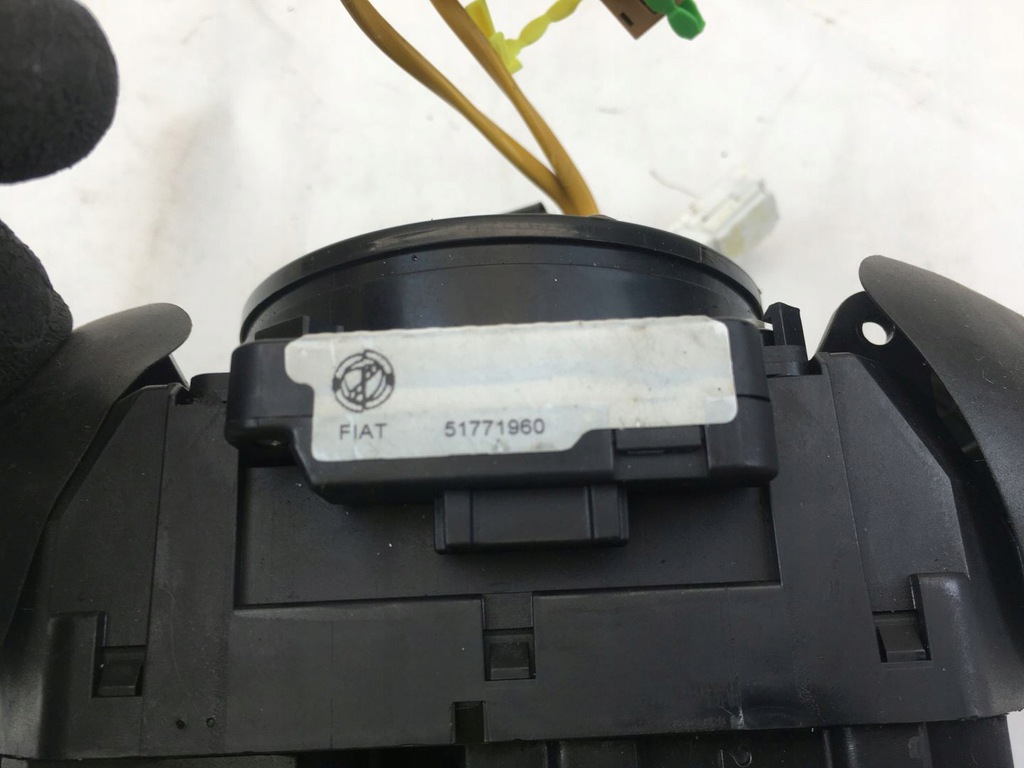 фото №8, Maserati quattroporte v перемикач комбінований