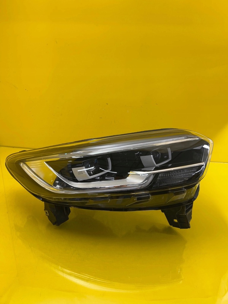 фото №1, Лампа права renault kadjar full led 260101637r