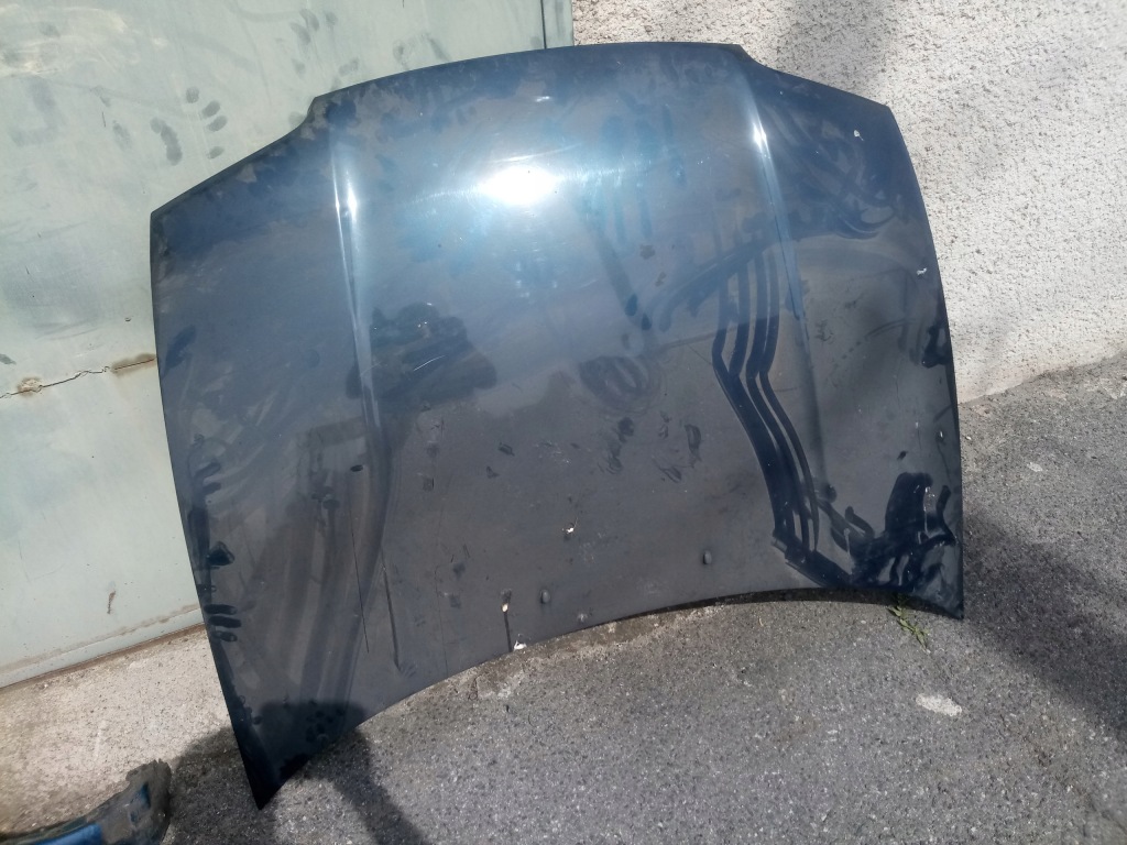 Купити Капот перед mazda 323 c