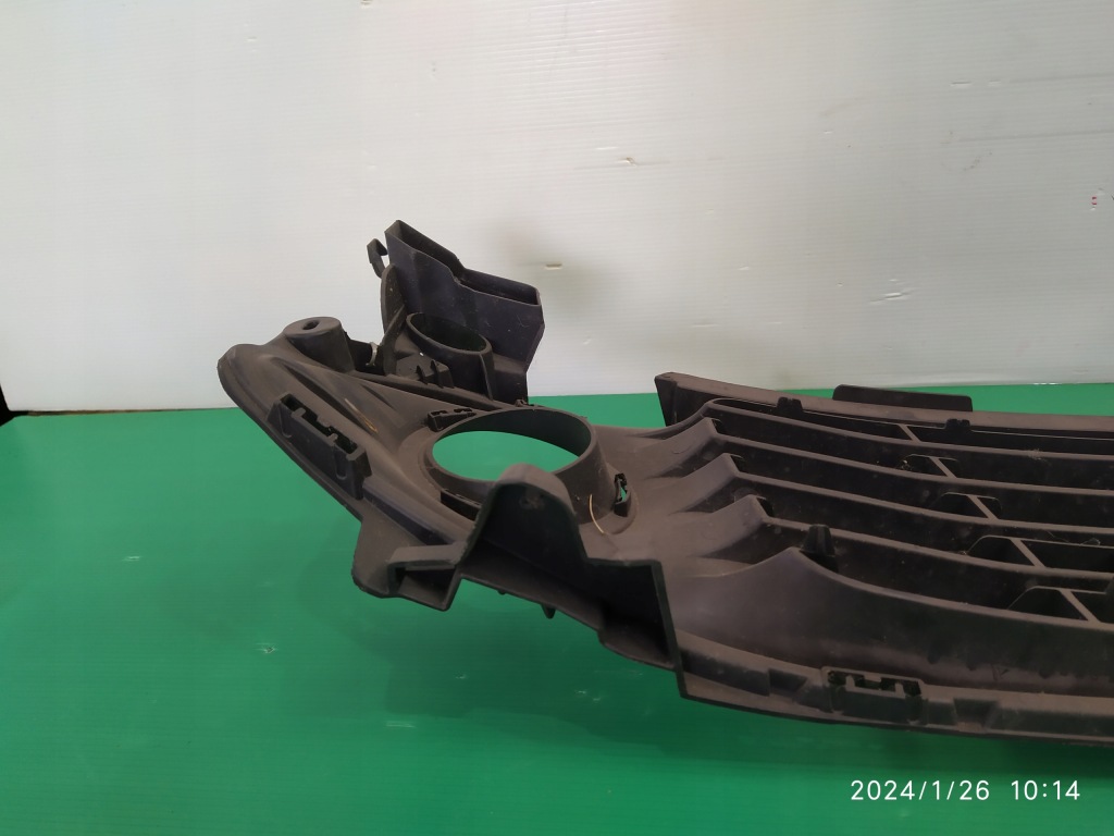 Купить Решётка бампера средняя решётка радиатора renault clio iv 622542958r