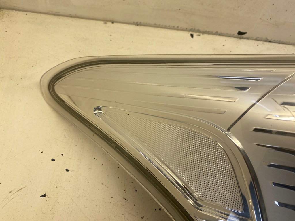 фото №6, Mitsubishi outlander iii лампа лівий задня 8330a787