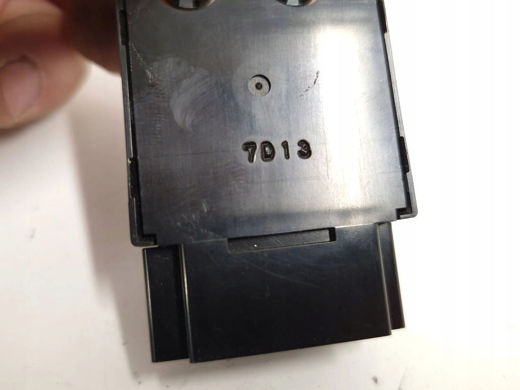 фото №6, Peugeot 4007 2008 кнопка / выключатель датчика парковки pdc