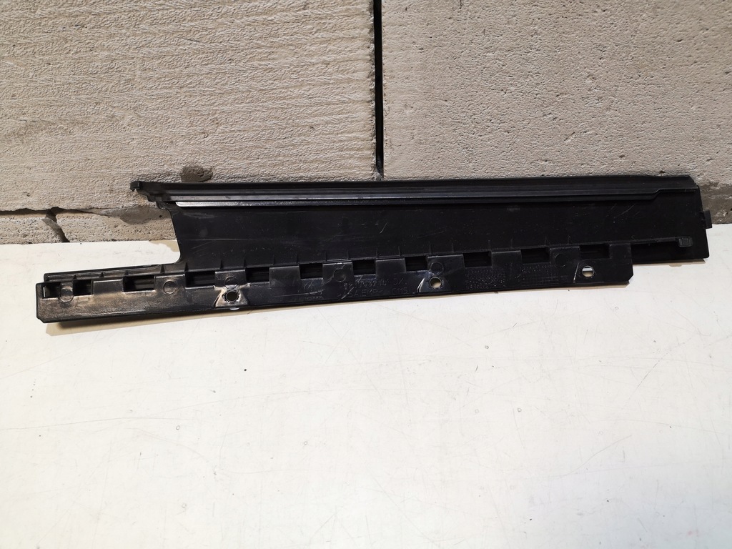 фото №3, Молдинг дверь левый задняя jeep renegade 2014-