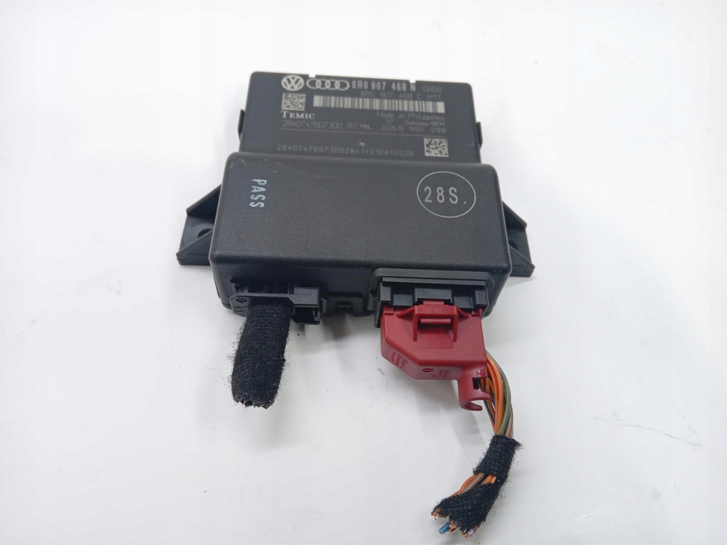 фото №1, Audi a4 b8 lift модуль шлюз 8r0907468n