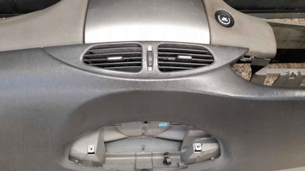 фото №8, Консоль приборная панель приборная laguna ii