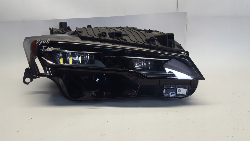 Купить Peugeot 308 t10 фара перед правый  сторона full led matrix 23-