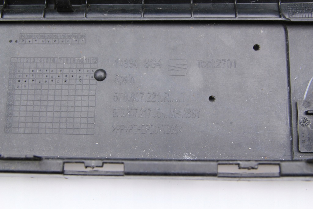 Оригинальный бампер перед seat leon 3 fl рестайлинг  5f0 2016-2020 5f0807221 Недорого