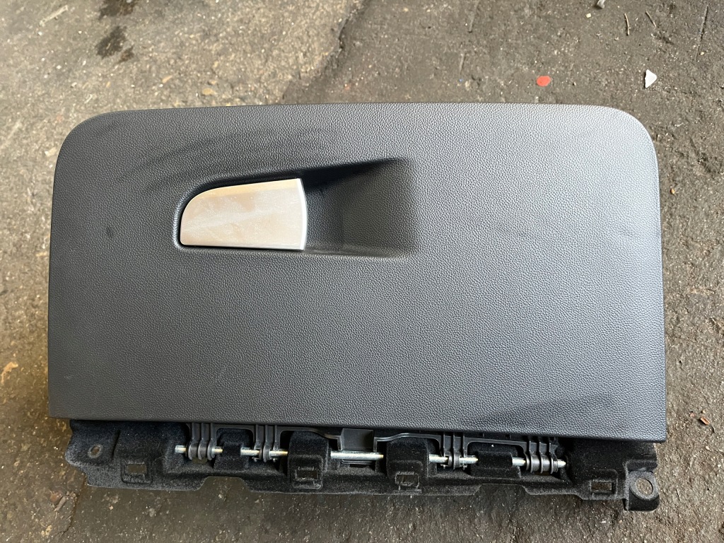 фото №1, 65 alfa romeo stelvio бардачок пасажира правий europa