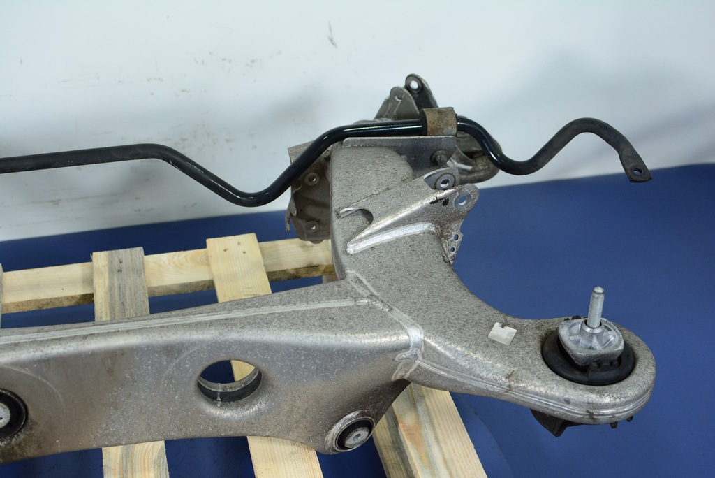 фото №5, Mercedes w222 підрамник балка задня підрамник підрамник 350cdi