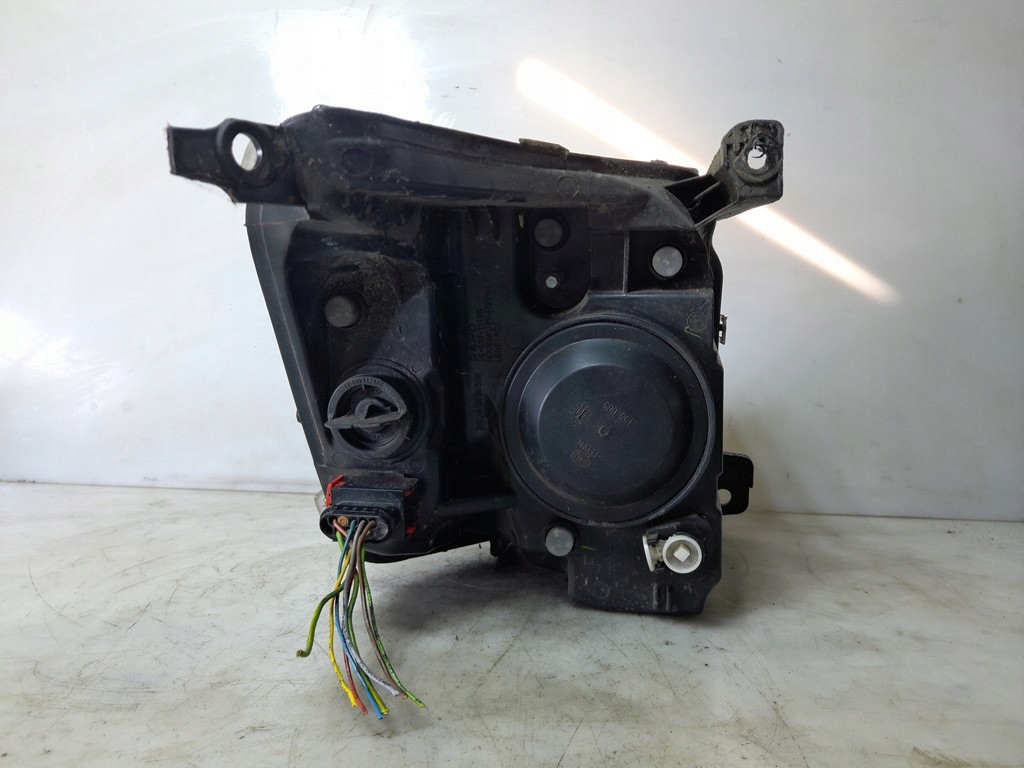 фото №4, Citroen c2 лампа права перед передня eu