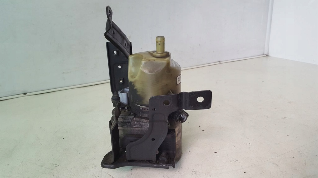 фото №7, Насос підсилювача volvo s40 1,6d