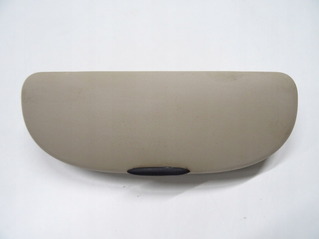 Купить Бардачок накладки на фары opel оригинальный номер 466465101