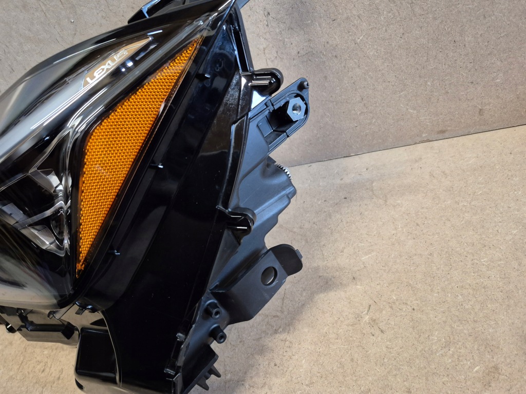 Купить Lexus ux лампа фара full led левый europa