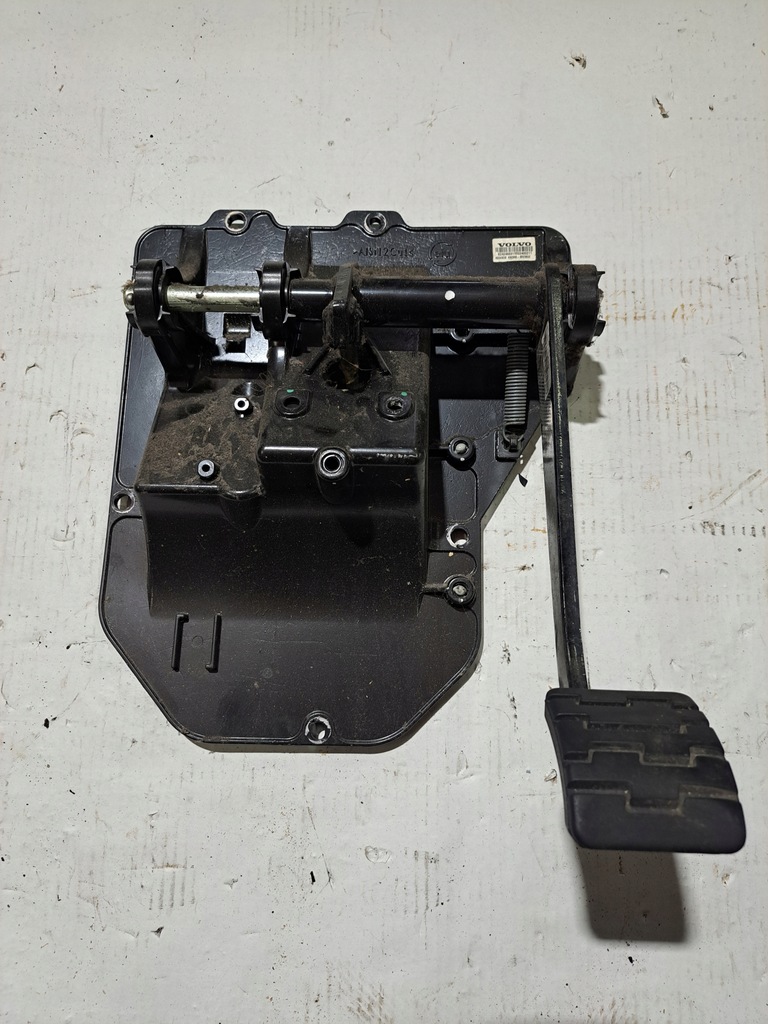 фото №1, Основание лист плита педалей автоматическая коробка передач volvo fh 4 fmx