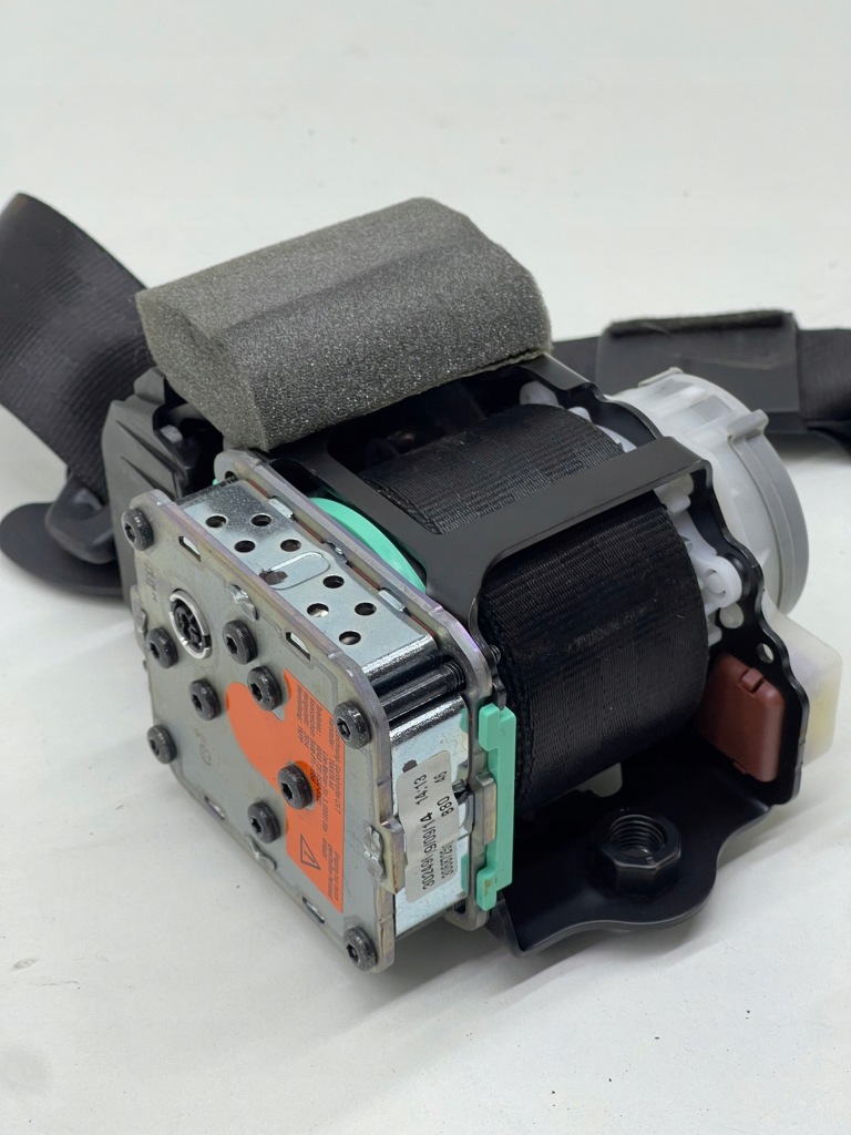 Audi a6 c7 ремінь безпеки ліве перед передній оригінал! Зі Шроту