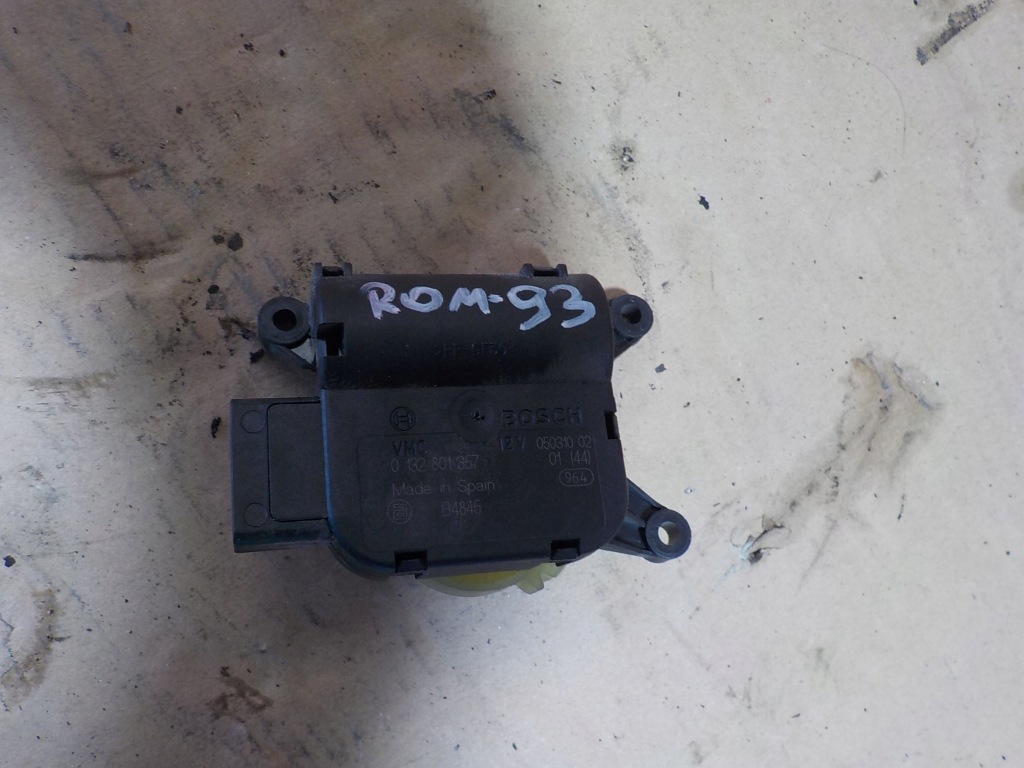 фото №1, Roomster моторчик отопителя 0132801357