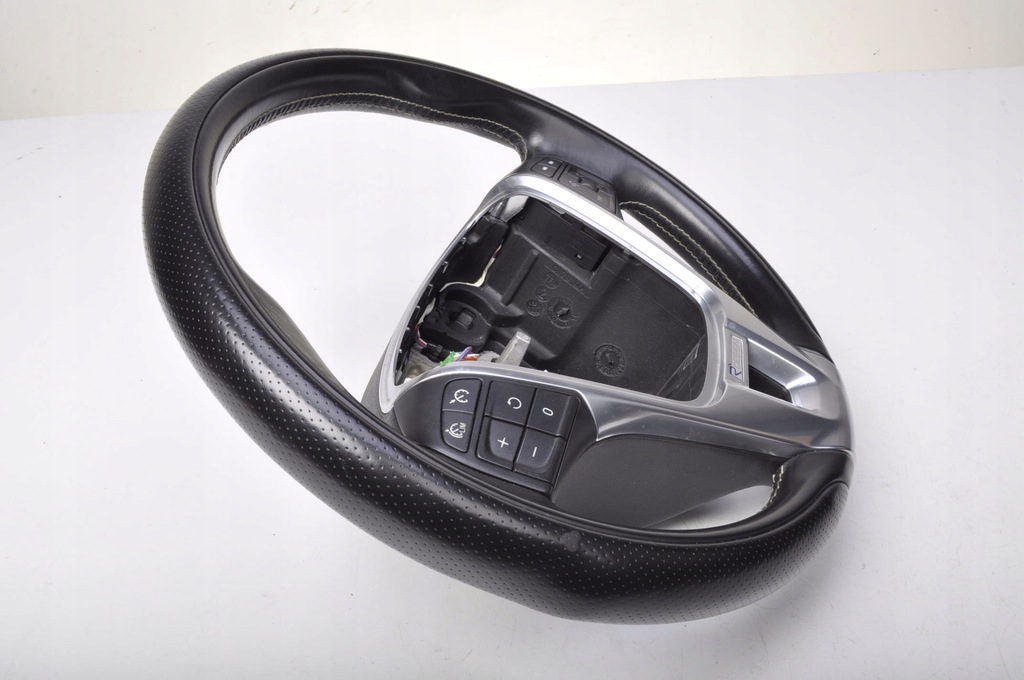 фото №5, Volvo s60 ii v60 воздуховод кожаный lift rdesign