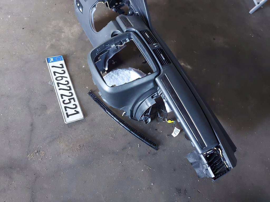 фото №9, Mercedes w251 lift консоль подушка подушка безпеки панель приладів