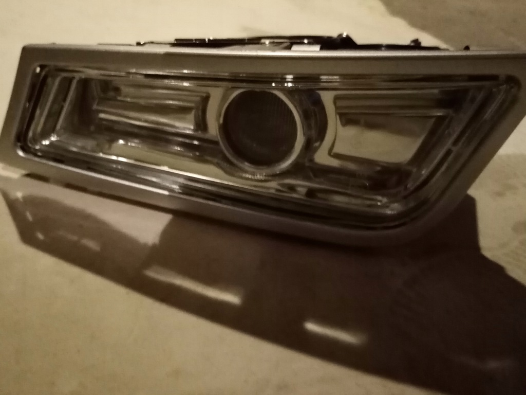 фото №1, Противотуманная фара volvo fh 08-12 левый