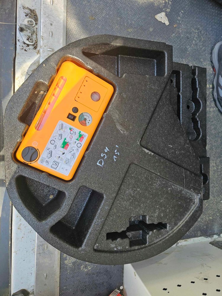 фото №1, Citroen ds4 набор колеса , компрессор ,пенополистирол