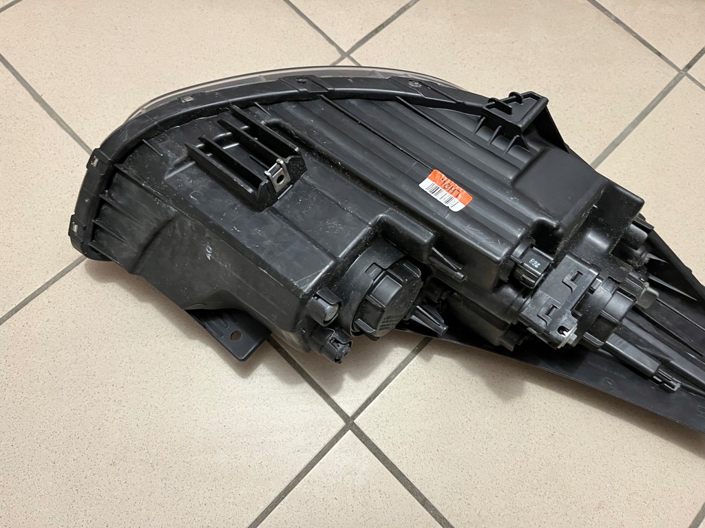 фото №13, Hyundai ix35 ix-35 09- лампа передняя перед левая 92101-2y