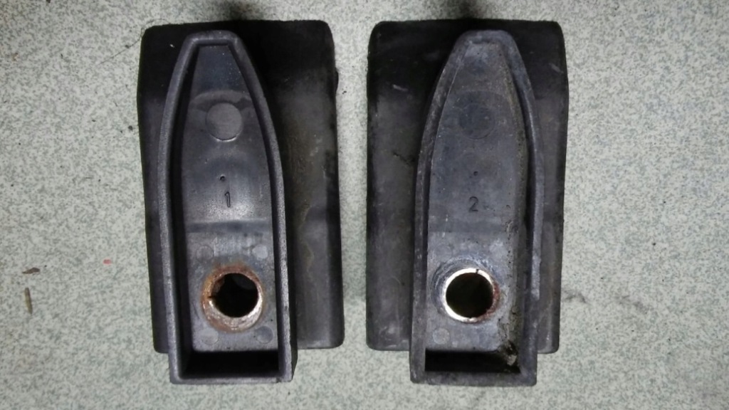 фото №1, Кронштейн направляющая бампера mercedes w220 w215 перед