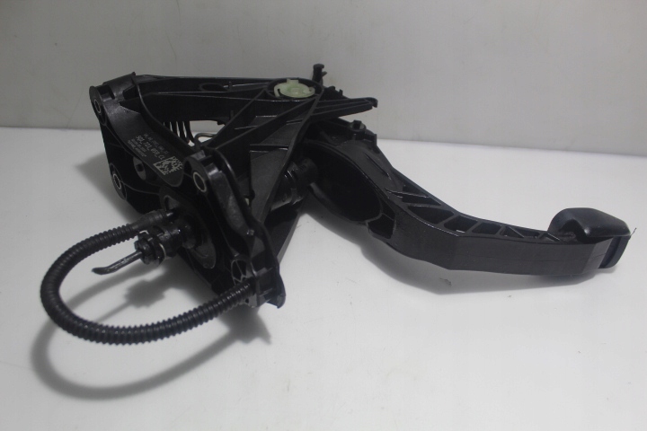 фото №1, Педаль сцепления seat leon iii 1.2