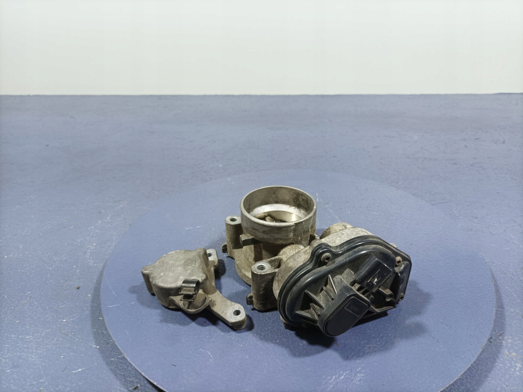 фото №1, Volvo s40 ii lift 2.0b 145km дроссельная заслонка 4m5g-fa