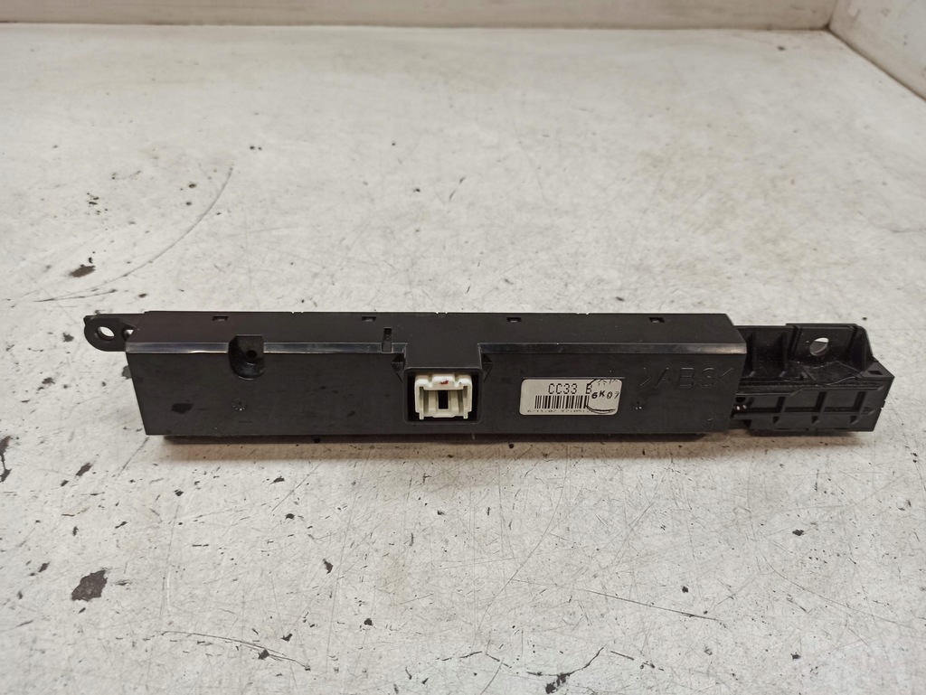 фото №4, Mazda 5 дисплей радио панель cc33b