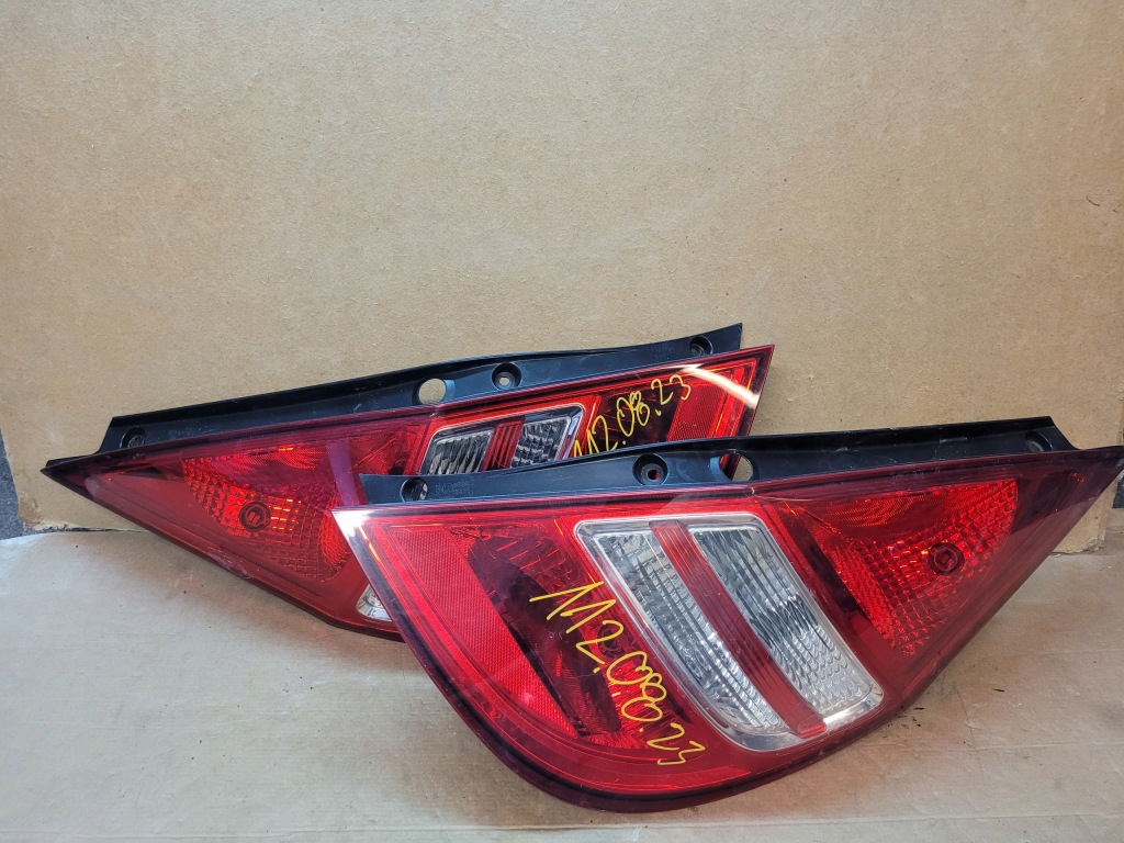 фото №1, Комплект лампа задняя hyundai i30 07- hb